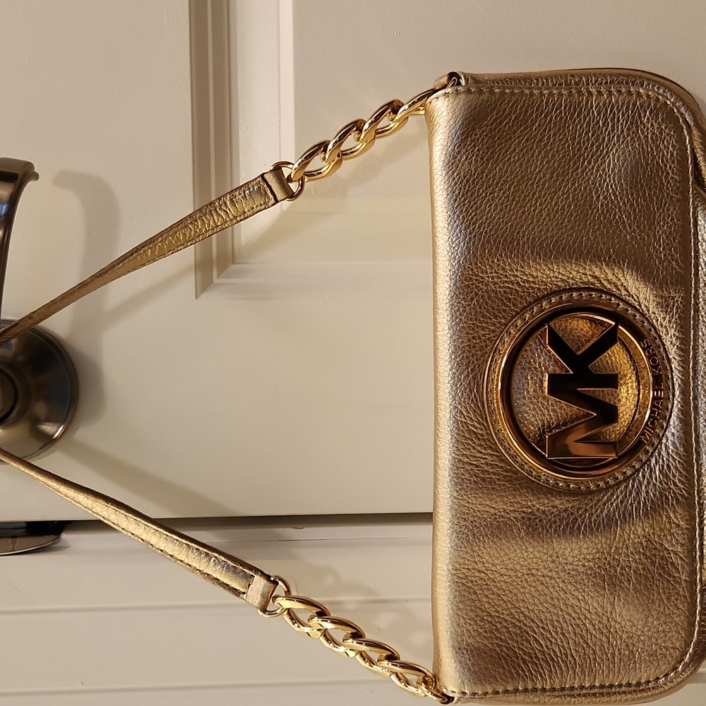 NWOT Michael Kors Metallic Gold Shoulder Bag - Picture 1 of 7